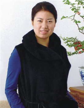 藝術(shù)家陳淑娟：古彩風(fēng)格獨樹一幟