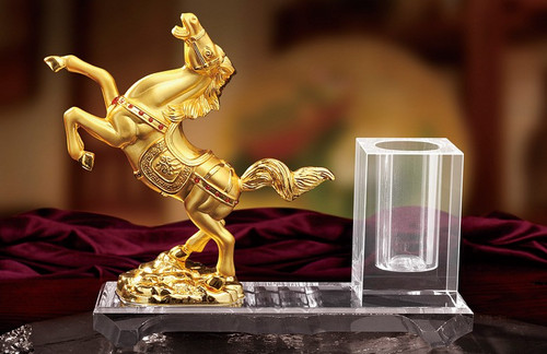 馬年工藝品強(qiáng)力借勢禮品渠道