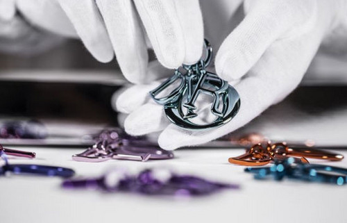 迪奧色彩包袋制作過程