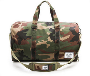 拋開上班包 周末也有專屬包