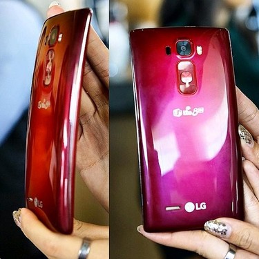 LG二代曲面屏手機3月將在新加坡開訂