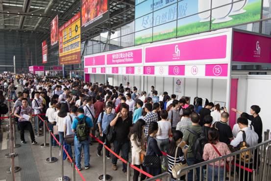 品質(zhì)與情感的結(jié)合 員工福利不減分——深圳禮品家居展提供福利禮品解決方案