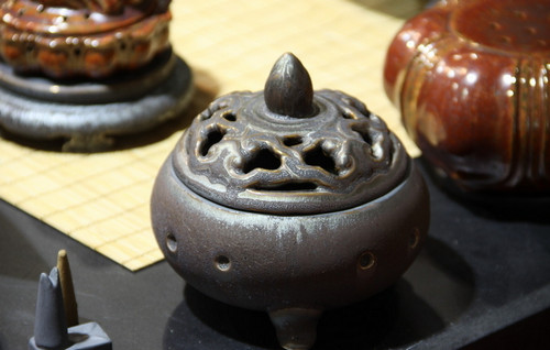 瓷香爐的收藏與投資