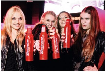 “好色”包裝盡在“液態(tài)食品包裝發(fā)展與創(chuàng)新高峰論壇”